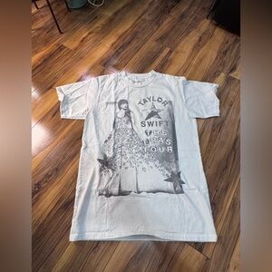 Taylor Swift  Eras Tour T-Shirt - White and Gray